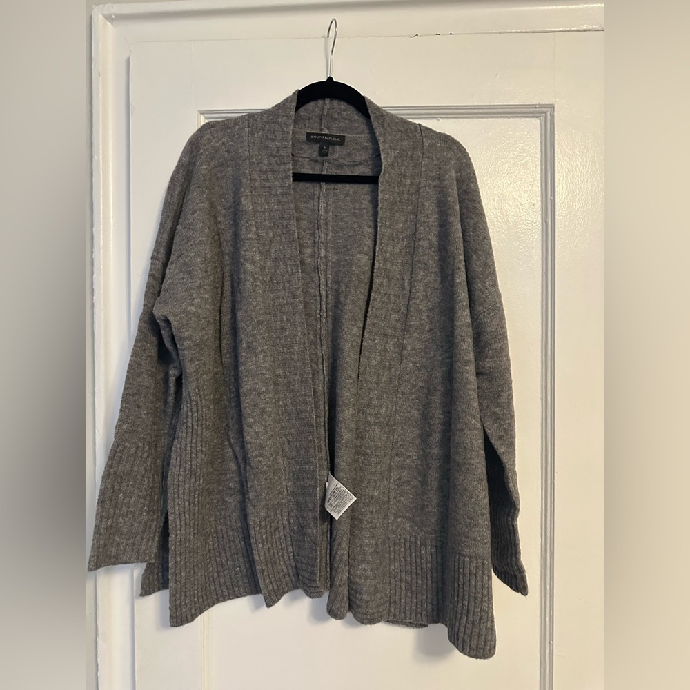 Like New Gray Open Front Cardigan Sweater, Banana Republic, Size S